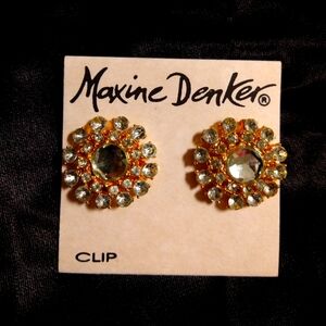 MAXINE DENKER FAUX PERIDOT GOLDTONE CLIP EARRINGS (NWT)